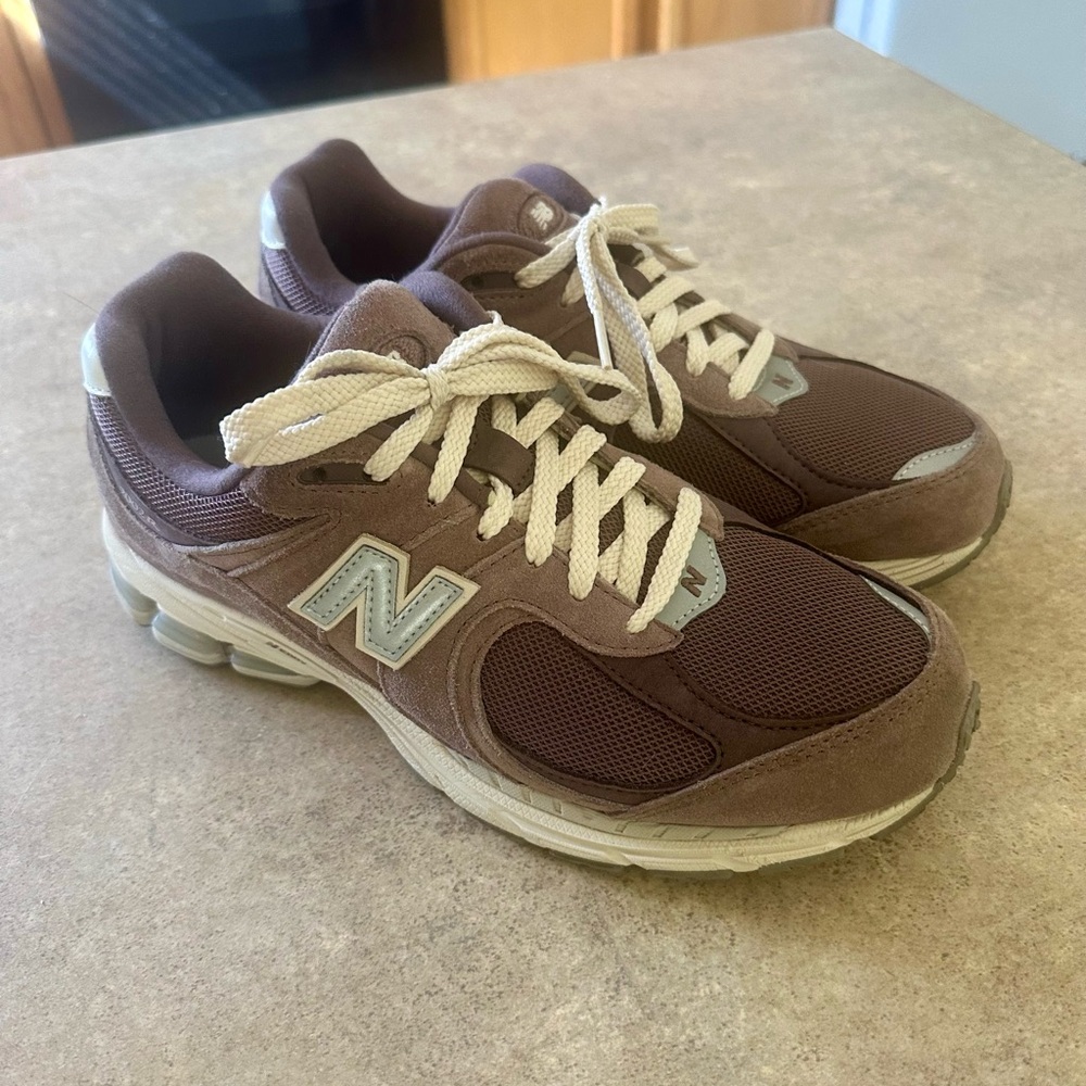 New Balance 2002R Dusty Fig Sneakers